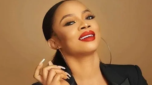 "This year was so fast," Toke Makinwa told fans.