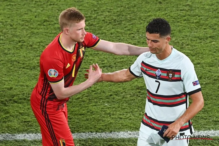 Ronaldo is anxious to play alongside De Bruyne next year.