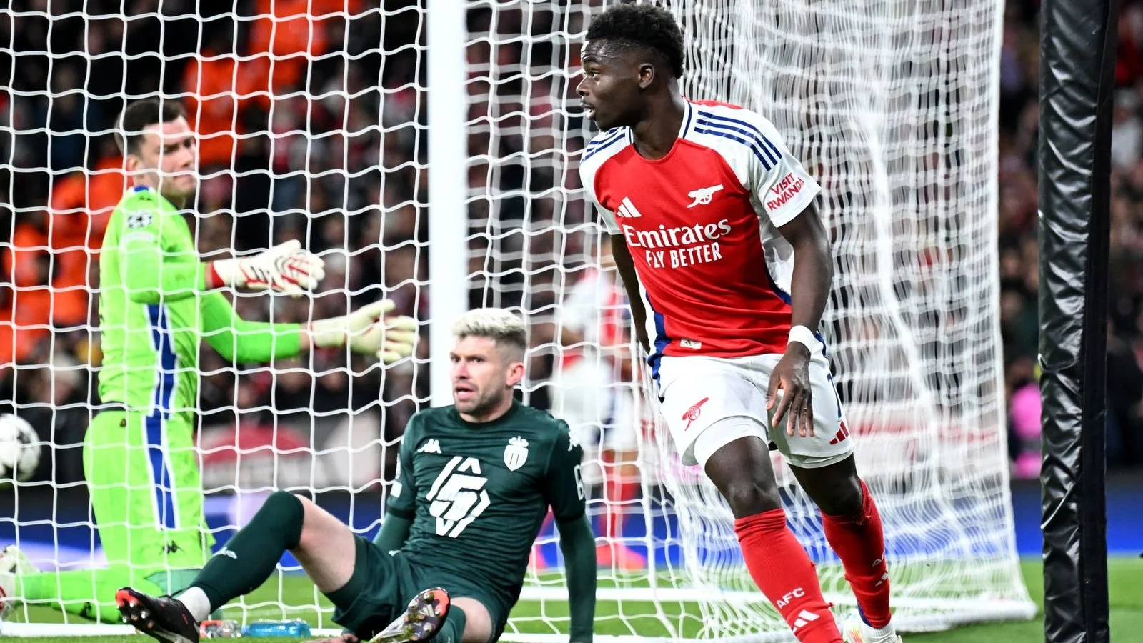 Paul Merson Applauds Arsenal’s Academy Stars in 3-0 Victory Over Monaco