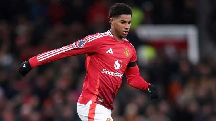 Marcus Rashford Hints at Departure from Manchester United: "Ready for a New Challenge"