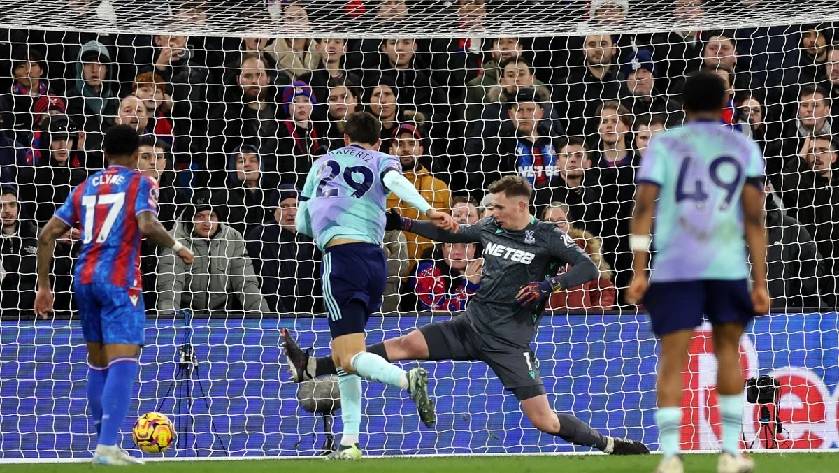 Arsenal Smash Records with Stunning 5-1 Victory Over Crystal Palace
