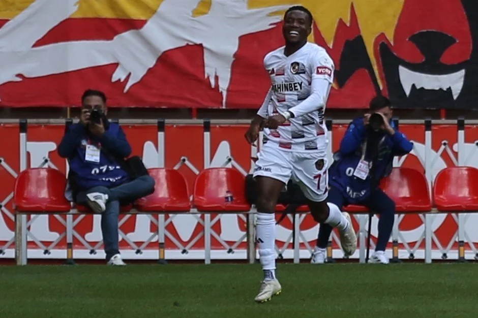 Okereke Shines as Gaziantep Share Spoils in 2-2 Thriller Against Kasimpasa