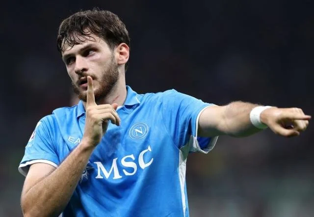 PSG Close to Securing Khvicha Kvaratskhelia in Blockbuster Transfer Deal