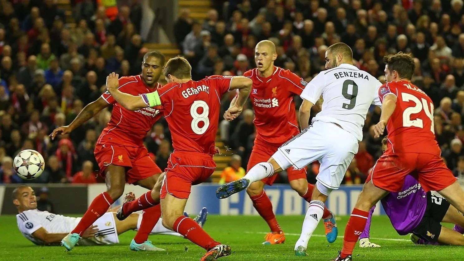 Jonathan David Hails Liverpool as the Best Team in the World After Champions League Clash