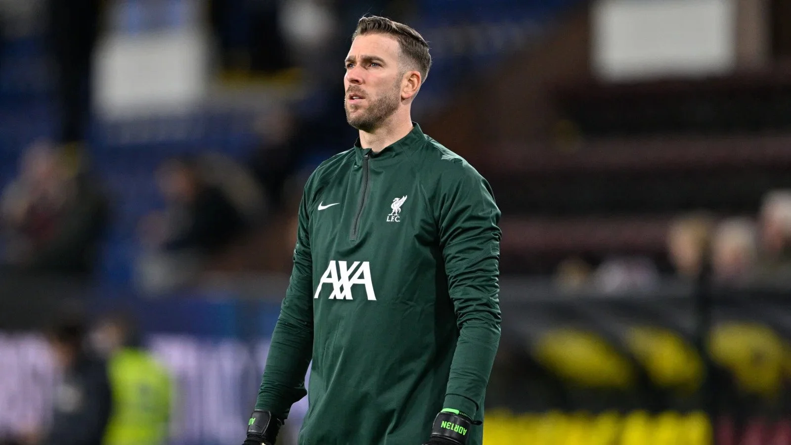 Real Betis Goalkeeper Adrian Urges Antony to Make January Switch