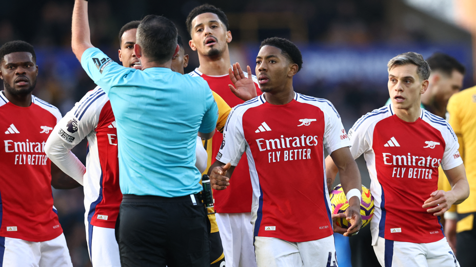 Howard Webb Admits Myles Lewis-Skelly’s Red Card Was a Mistake