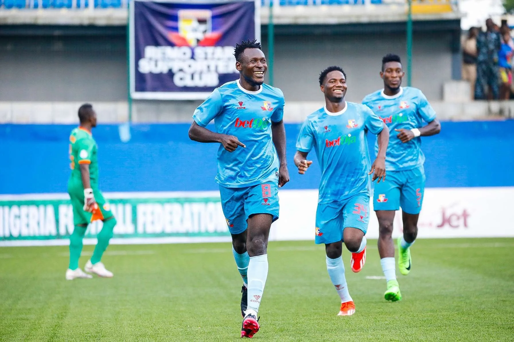 Heartland’s Battle Against Remo Stars: Can Emmanuel Amuneke’s Tactical Brilliance Overcome The League Leaders?