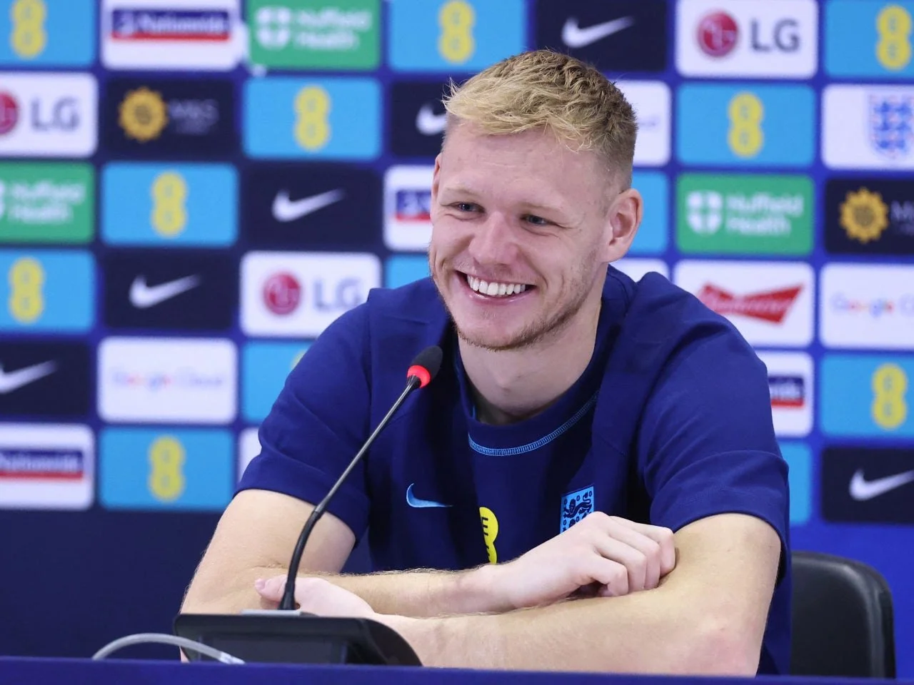  Aaron Ramsdale Backs Arsenal to Win Champions League: “They’re My Favourites!”