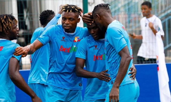 #OsimhenGivesBack: Victor Osimhen Rewards Remo Stars With ₦10 Million After Historic NPFL Title Win