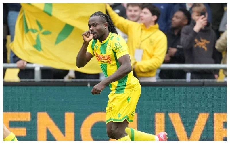  "Premier League Beckons?" – Gernot Rohr Urges Moses Simon to Leave Nantes for Bigger Challenge