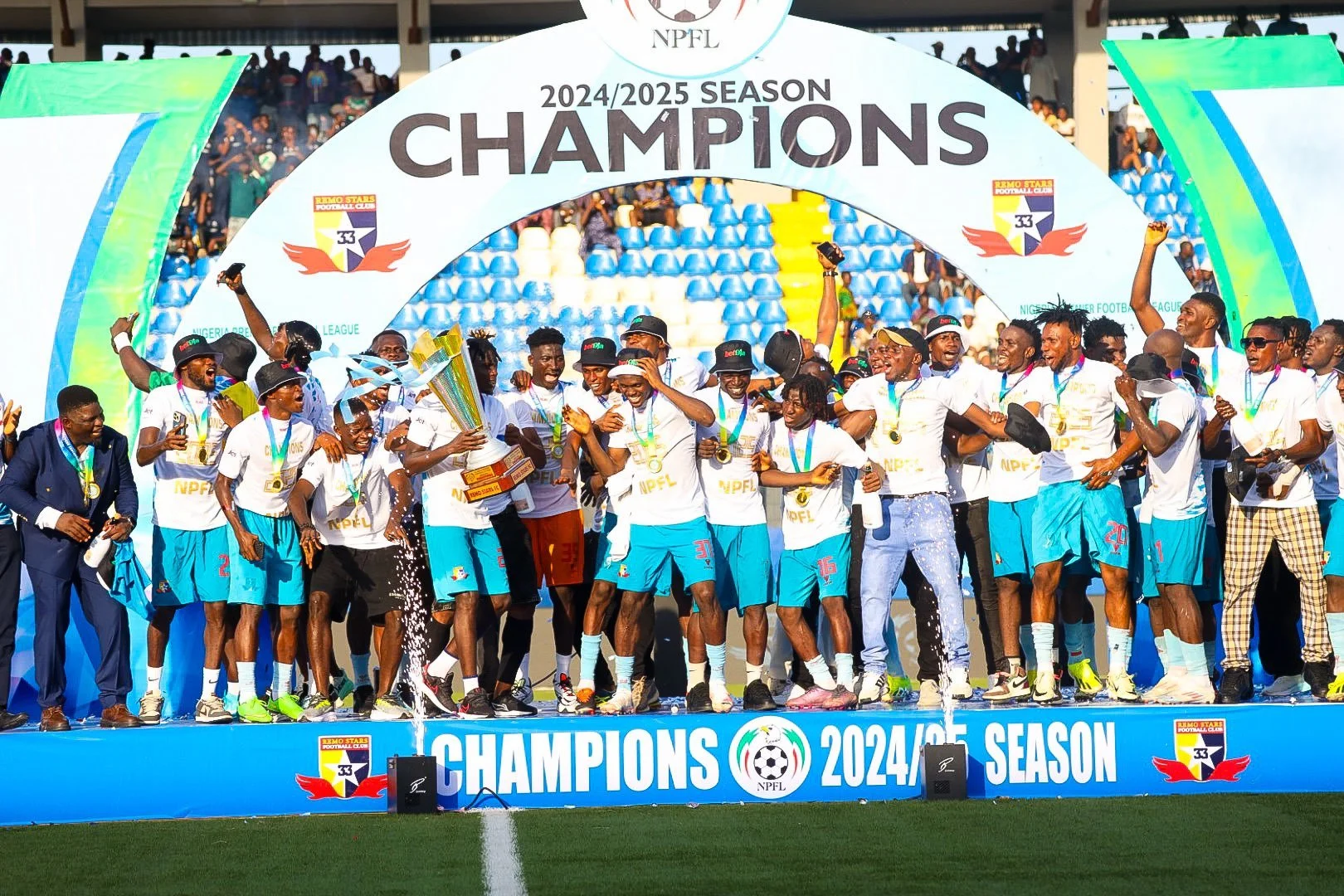  Champions in the Streets! Remo Stars Light Up Ikenne in Historic NPFL Victory Parade