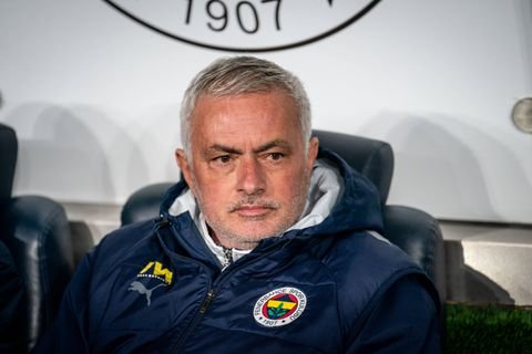 Jose Mourinho Denies Portugal Job Talks, Reaffirms Loyalty to Fenerbahce