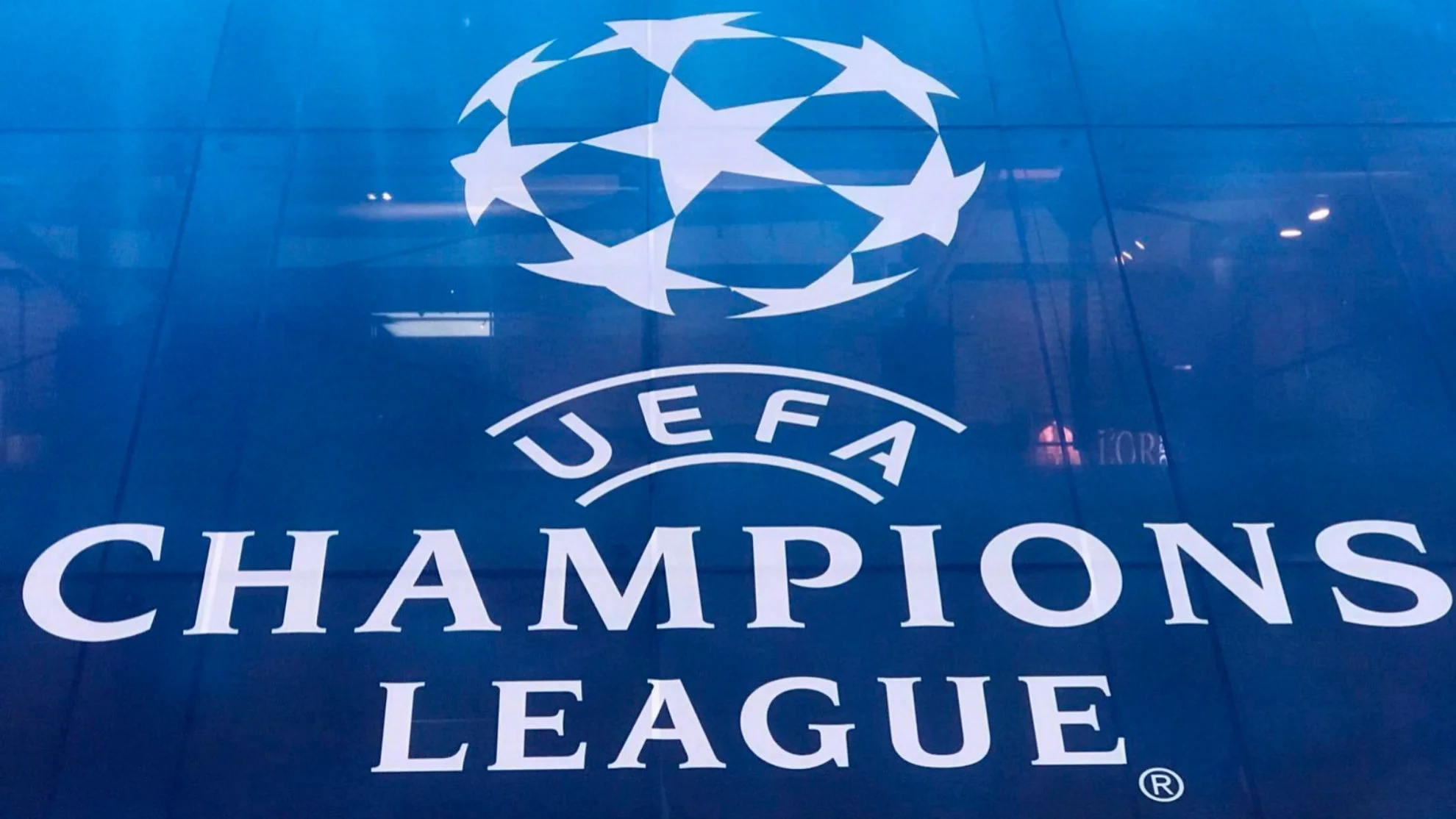  Final Day Premier League Drama: Five-Way Battle for Champions League Spots!