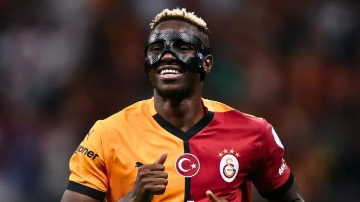 Galatasaray Manager Okan Buruk Personally Courts Victor Osimhen for Permanent Move