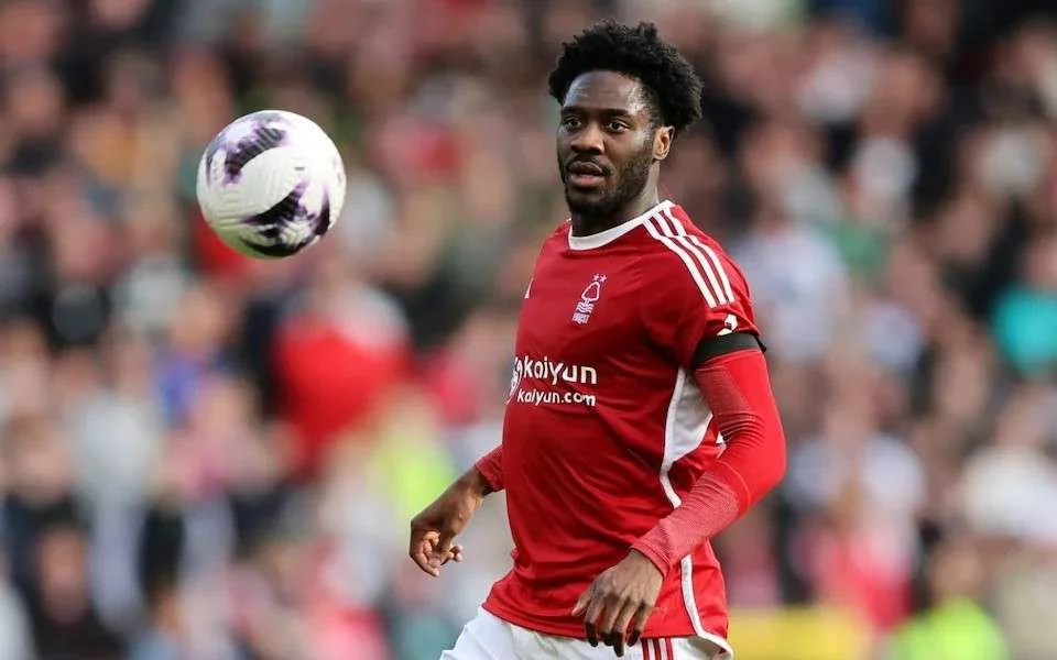  Ola Aina Pens New Three-Year Deal With Nottingham Forest: “It Feels Like Home”