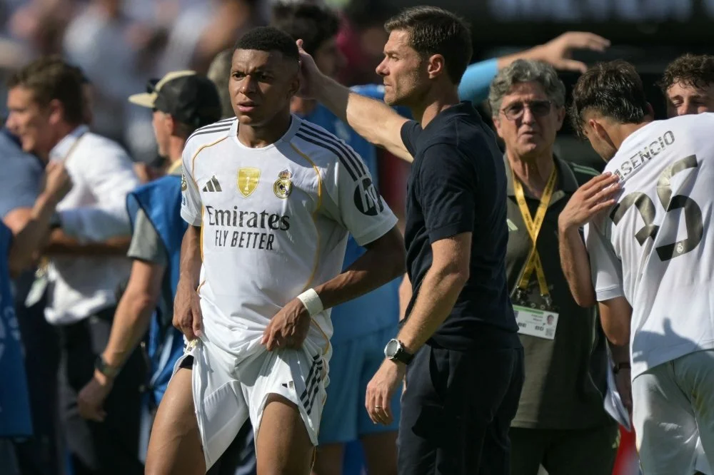  Xabi Alonso After 4-0 PSG Humbling: “Real Madrid Must Play as a Unit” — Time to Rebuild the Empire? 