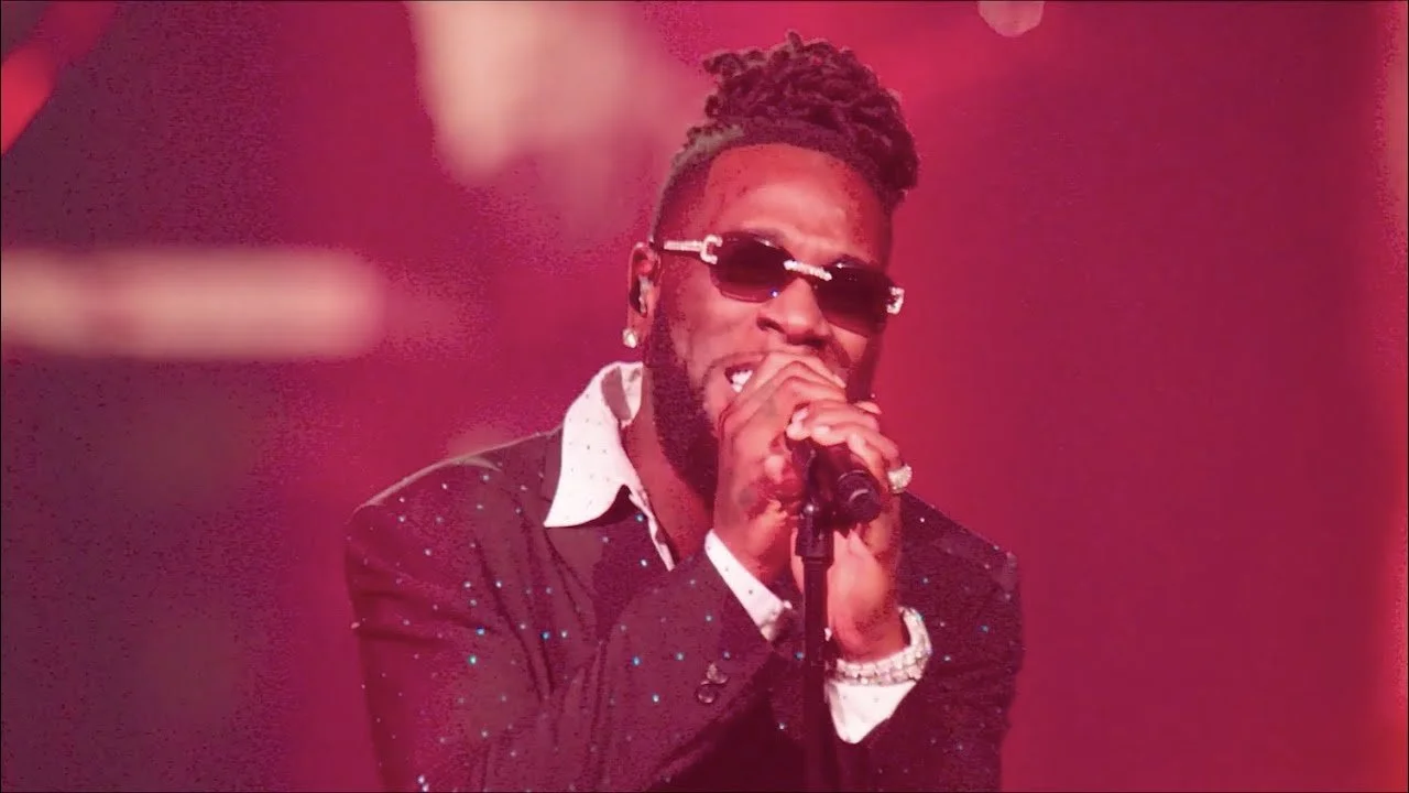  Burna Boy Reflects on Humble Beginnings: “I Recorded My First Song at 13 Using Game Beats”