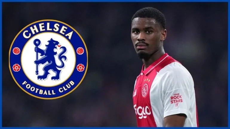 Chelsea Rekindle Interest in Ajax Star Jorrel Hato Amidst Transfer Talks