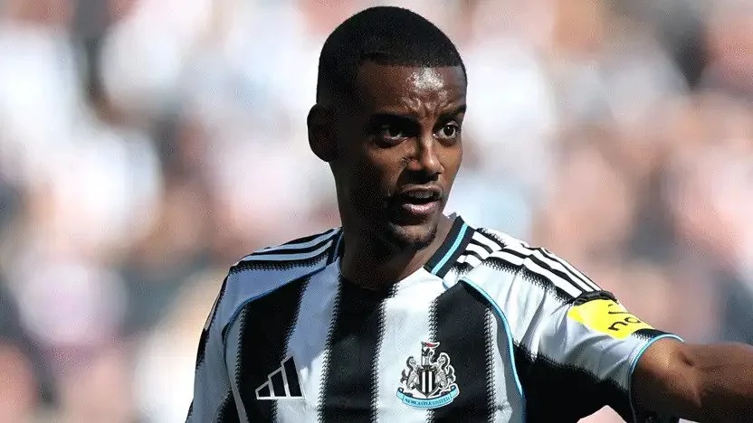 Alexander Isak Tells Newcastle He Wants to Leave Amid Liverpool, Arsenal Interest