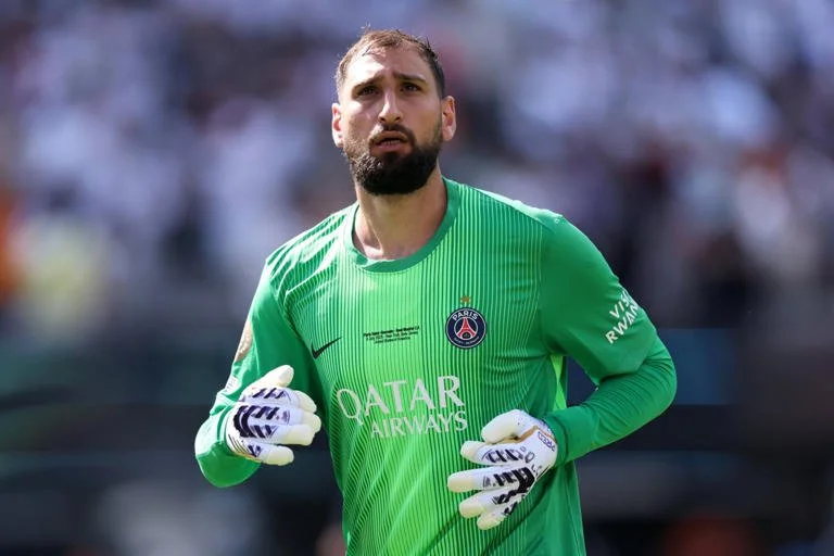 Donnarumma Bids Emotional Farewell to PSG Fans Amid Looming Exit