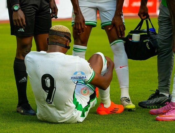 Asamoah Gyan Accuses Victor Osimhen of Faking Injury in World Cup Qualifiers