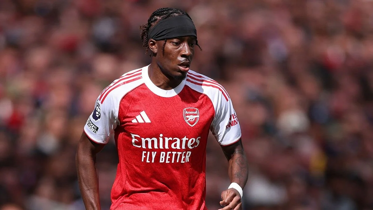 Gary Neville Surprised by Noni Madueke’s Impact at Arsenal, Compares Him to Arjen Robben