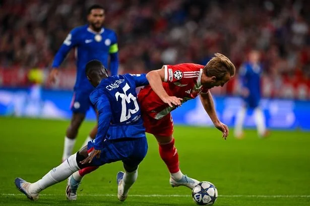 Pat Nevin Points Fingers at Chelsea Defenders After Bayern Defeat