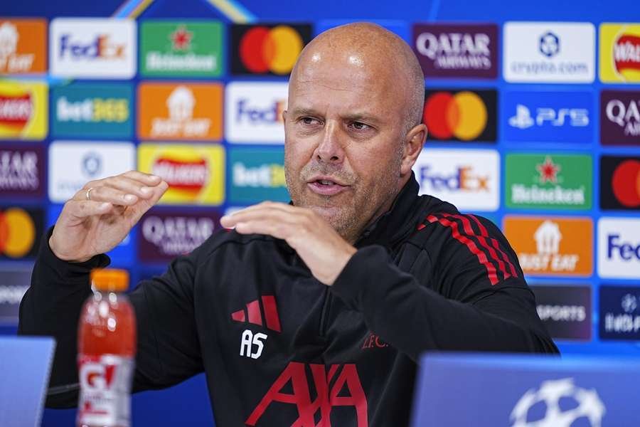 Arne Slot Explains Surprise Team Selection for Merseyside Derby