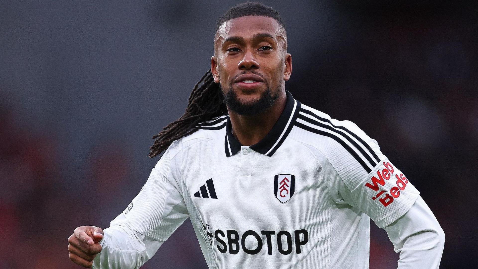 Berbatov, Hoddle Hail Iwobi’s Brilliance in Fulham’s Win Over Brentford