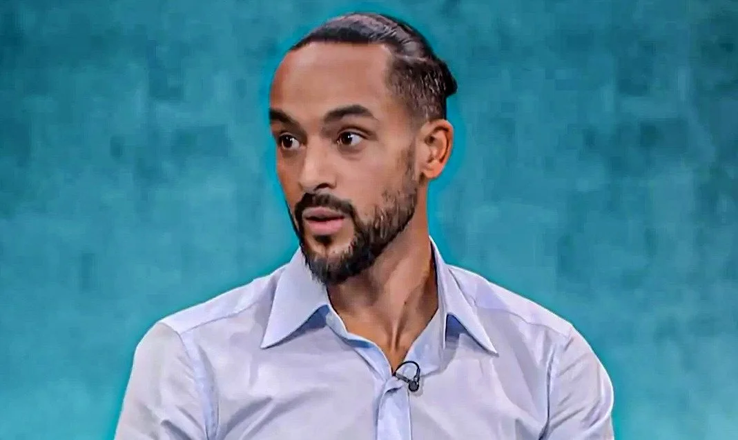 Walcott Questions Arteta’s Decision to Bench Eze Against Man City