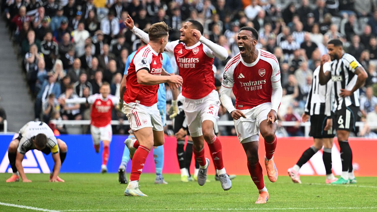 Arsenal Close the Gap on Liverpool After Dramatic Win at St James’ Park