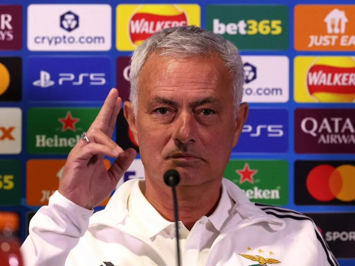 Mourinho Declares: “I Am Not a Blue Anymore” Ahead of Chelsea Return