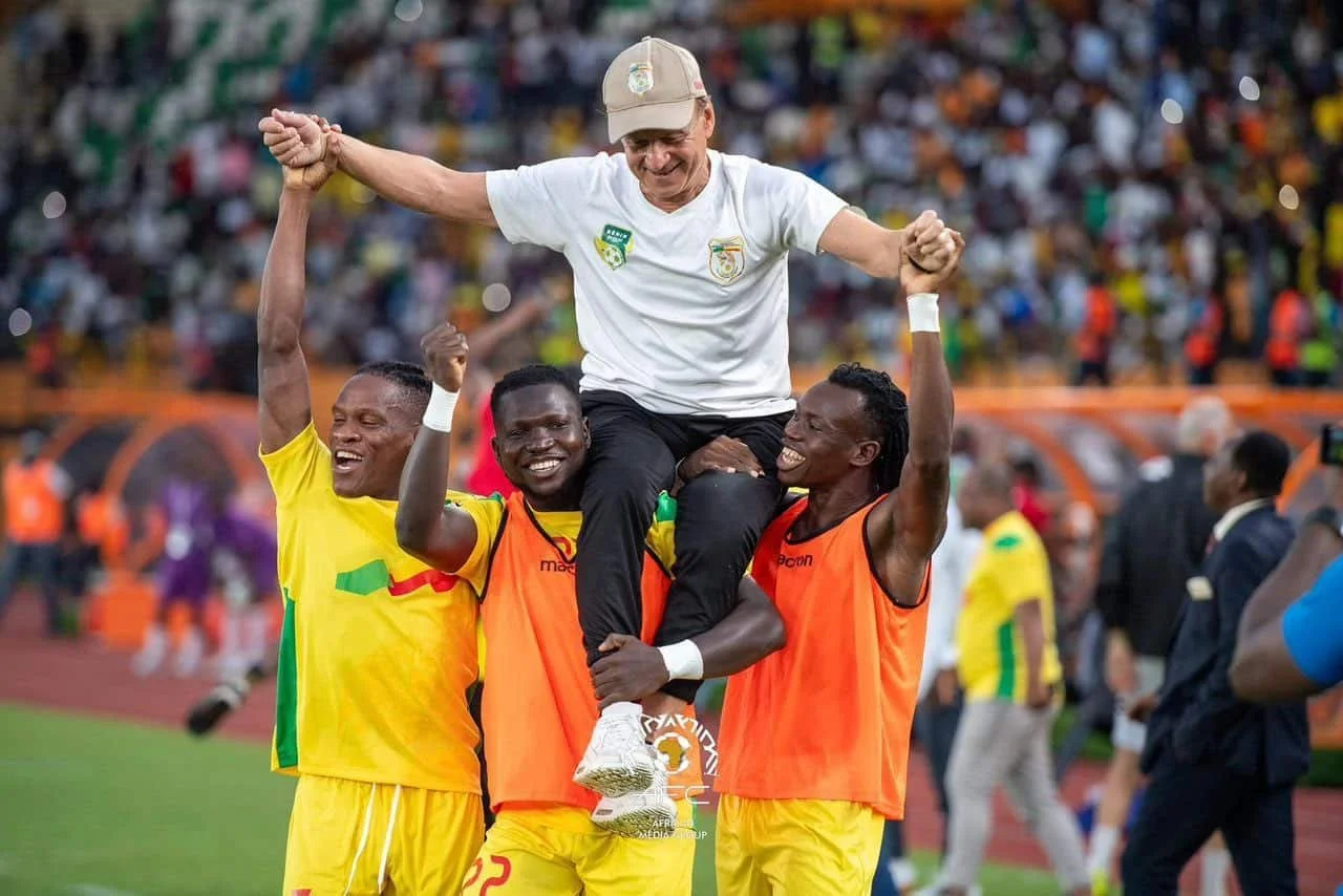 Gernot Rohr Warns Benin Players After Climbing to Top of World Cup Qualifying Group