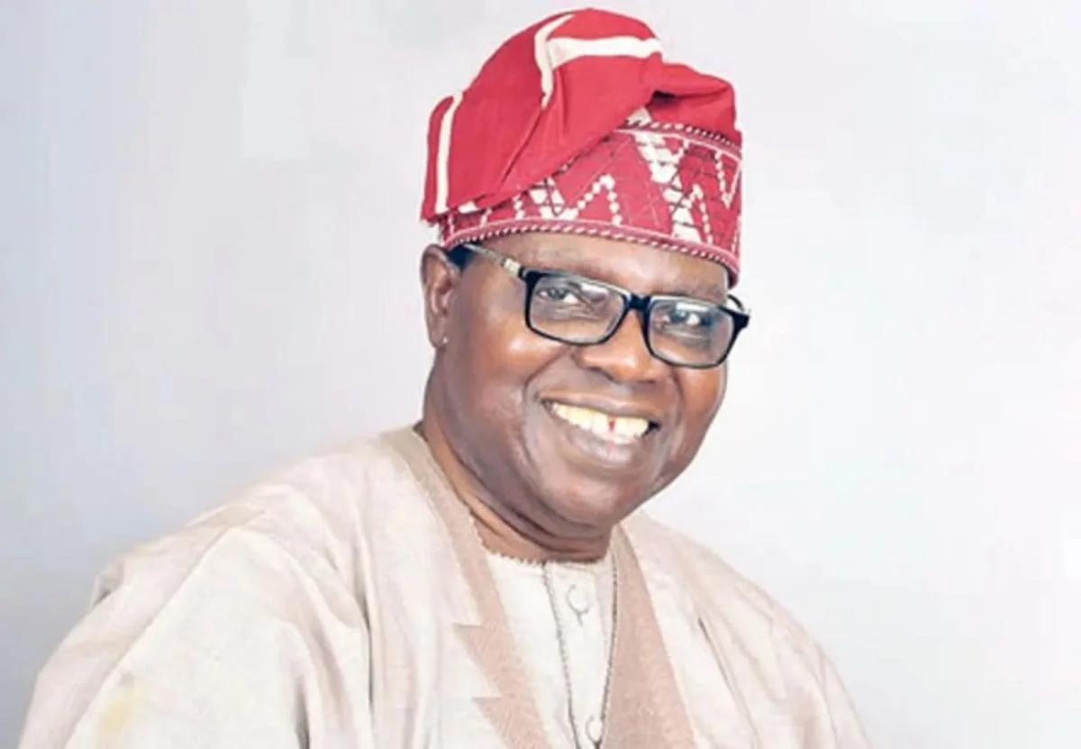 Ebenezer Obey Urges Graduates to Use Their Skills for Nation Building