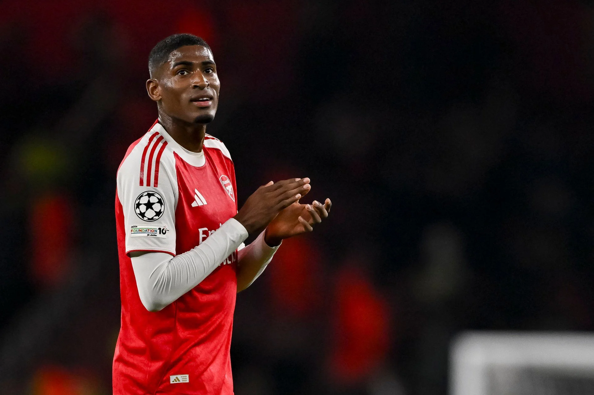 Cristhian Mosquera Hails Viktor Gyökeres as “A Beast” — Credits Arsenal Striker for His Growth