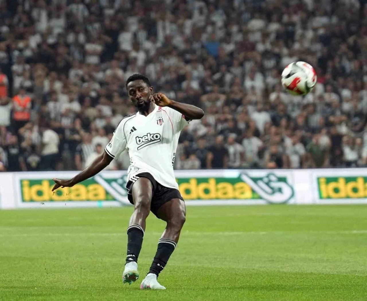 Wilfred Ndidi Named Vice-Captain of Beşiktaş