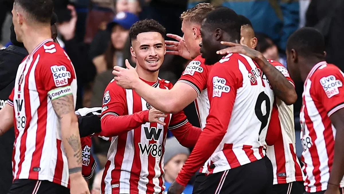 Sunderland Stun Chelsea to Climb Second in the Premier League After Dramatic Late Winner at Stamford Bridge
