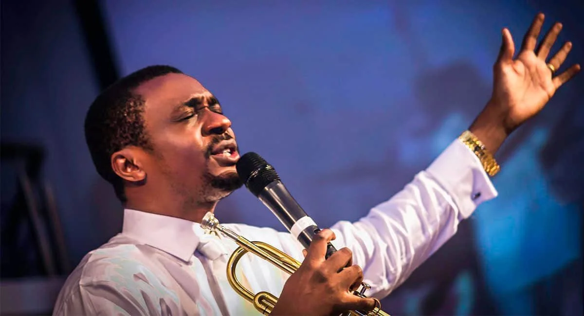 Nathaniel Bassey Becomes First Nigerian Gospel Artist to Surpass 400 Million Streams on Spotify