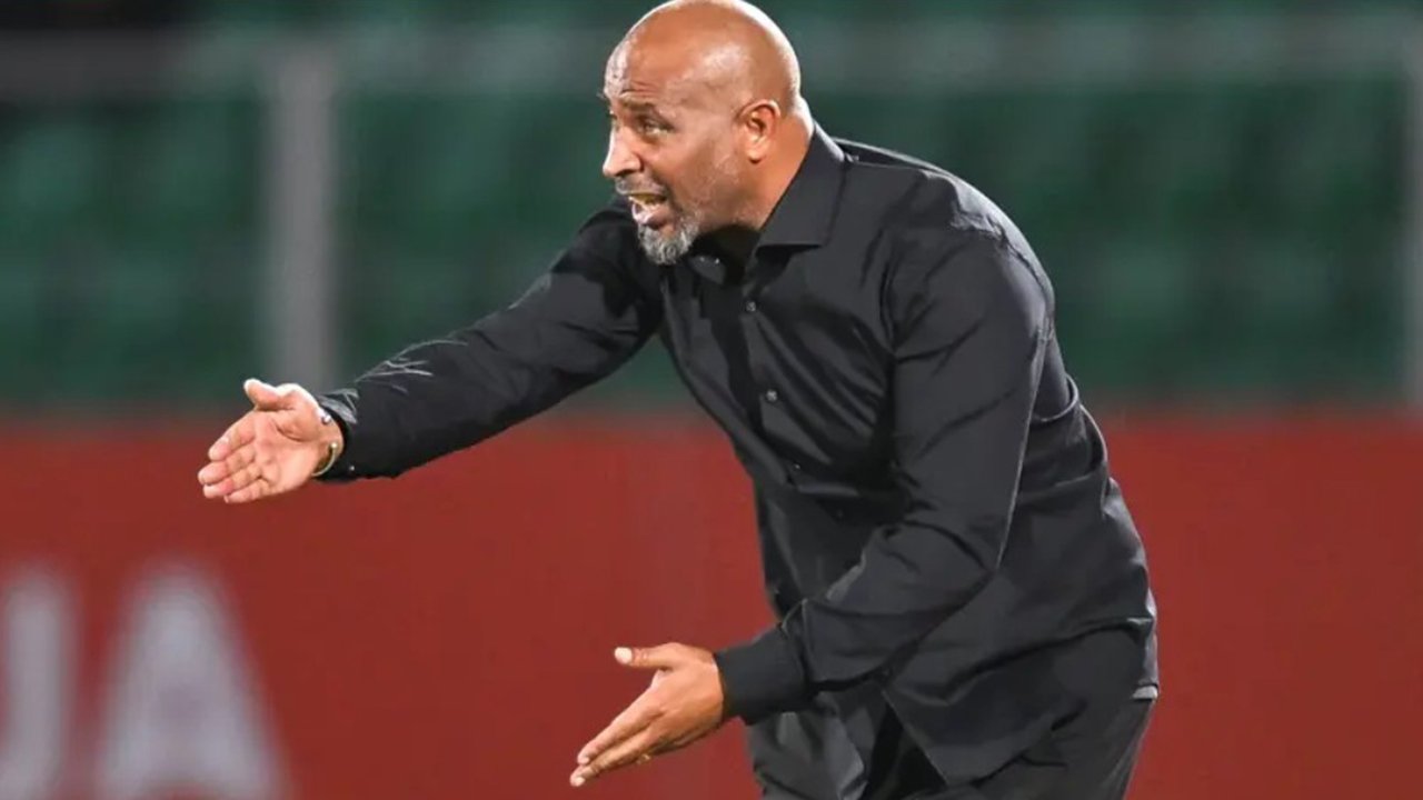 Super Eagles Coach Eric Chelle Praises Defensive Quartet After 4–1 Victory Over Gabon