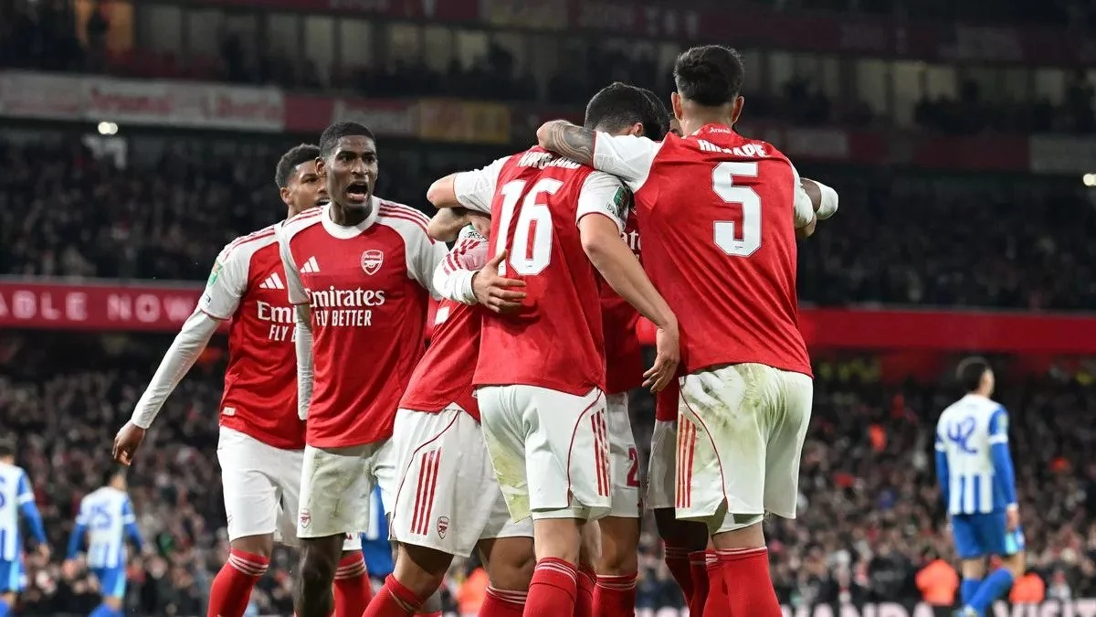 Arsenal Eye Statement Victory as North London Derby Takes Centre Stage