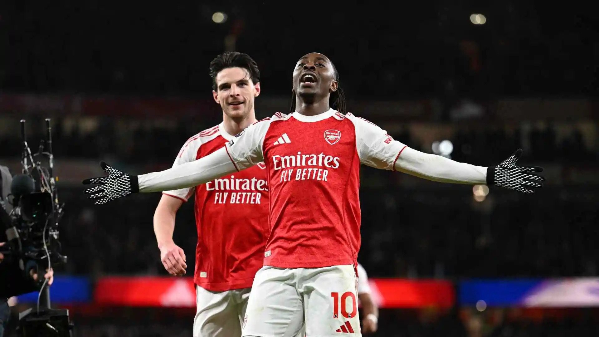 Relentless Arsenal Go Six Points Clear After North London Derby Triumph