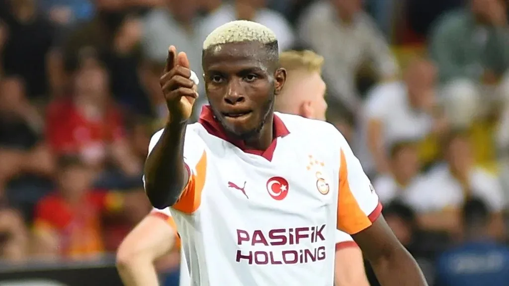 Osimhen Faces Late Fitness Test Ahead of High-Stakes Istanbul Derby