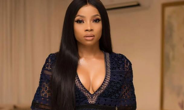 Toke Makinwa Claims Men Are “The Biggest Gold Diggers” — Sparks Fresh Debate on Gender and Marriage Norms