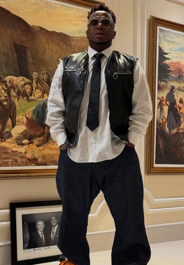 Church Cancels Eben’s Ministration Over Shredded Jeans on Album Cover