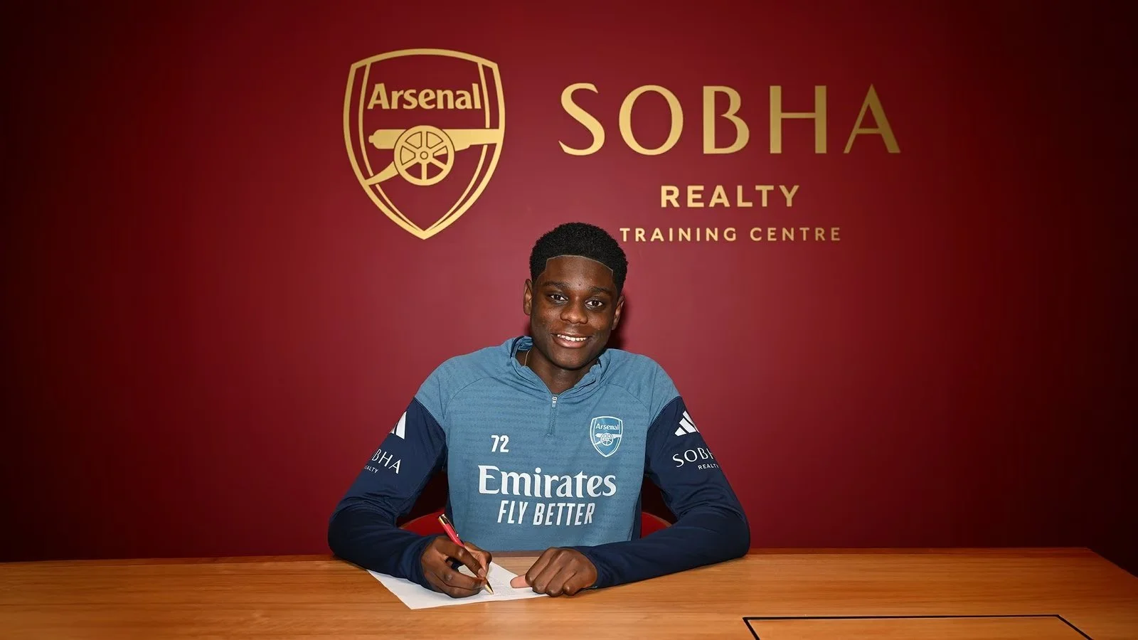 Arsenal Hand First Professional Contracts to Academy Duo Ibrahim and King