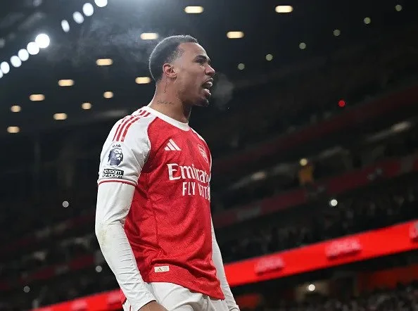 Gary Lineker Backs Arsenal for Champions League Glory