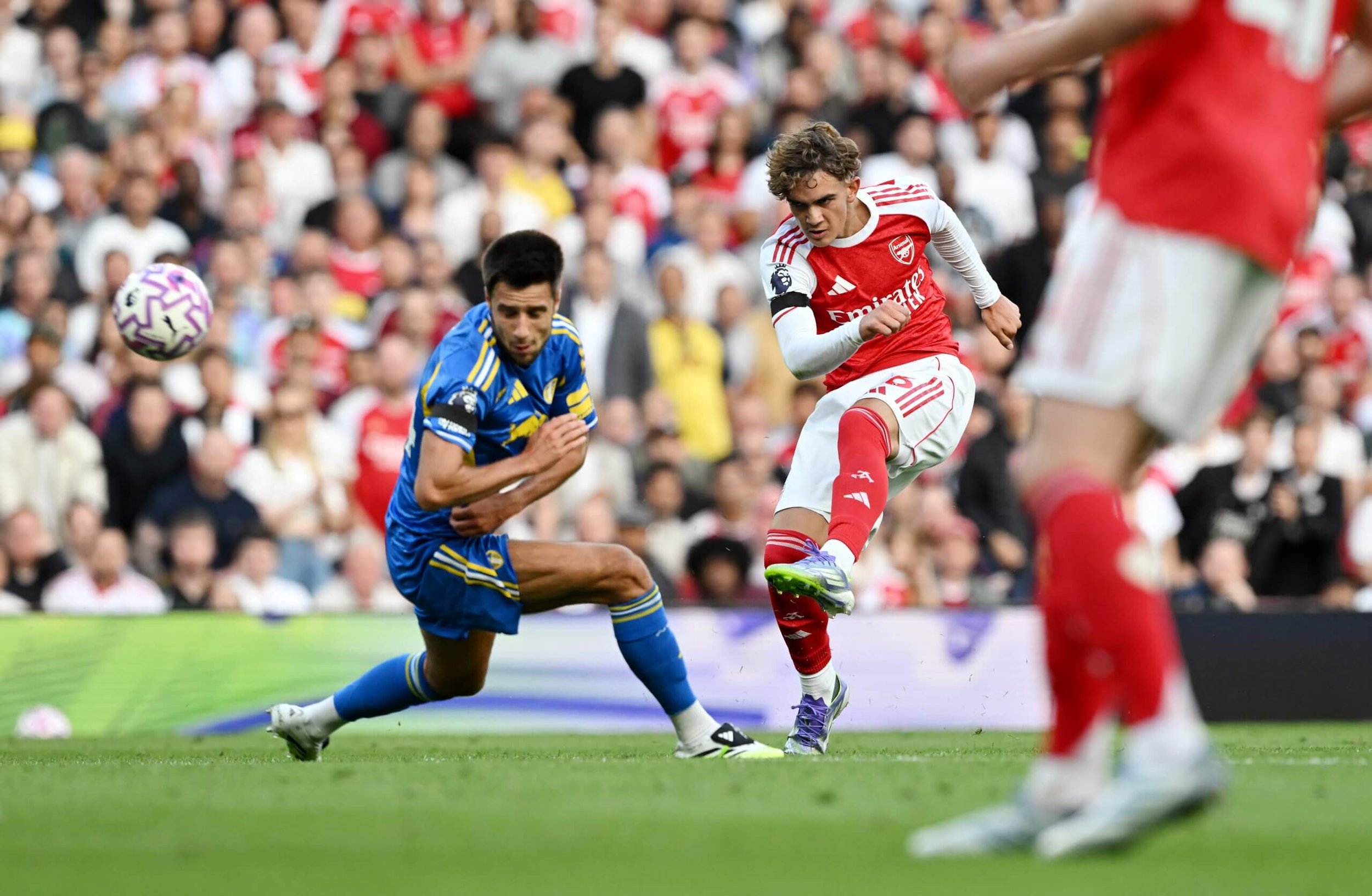 Arsenal Secure Dowman’s Future, Confirm Kacurri Exit Ahead of Leeds Clash