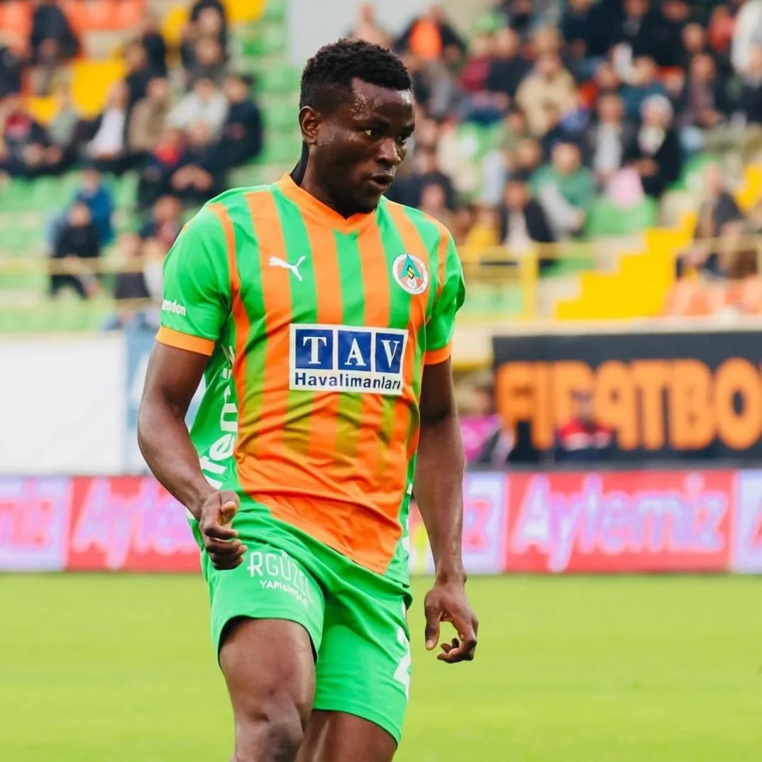 Nigerian Striker Uchenna Ugundu Set for Augsburg Move