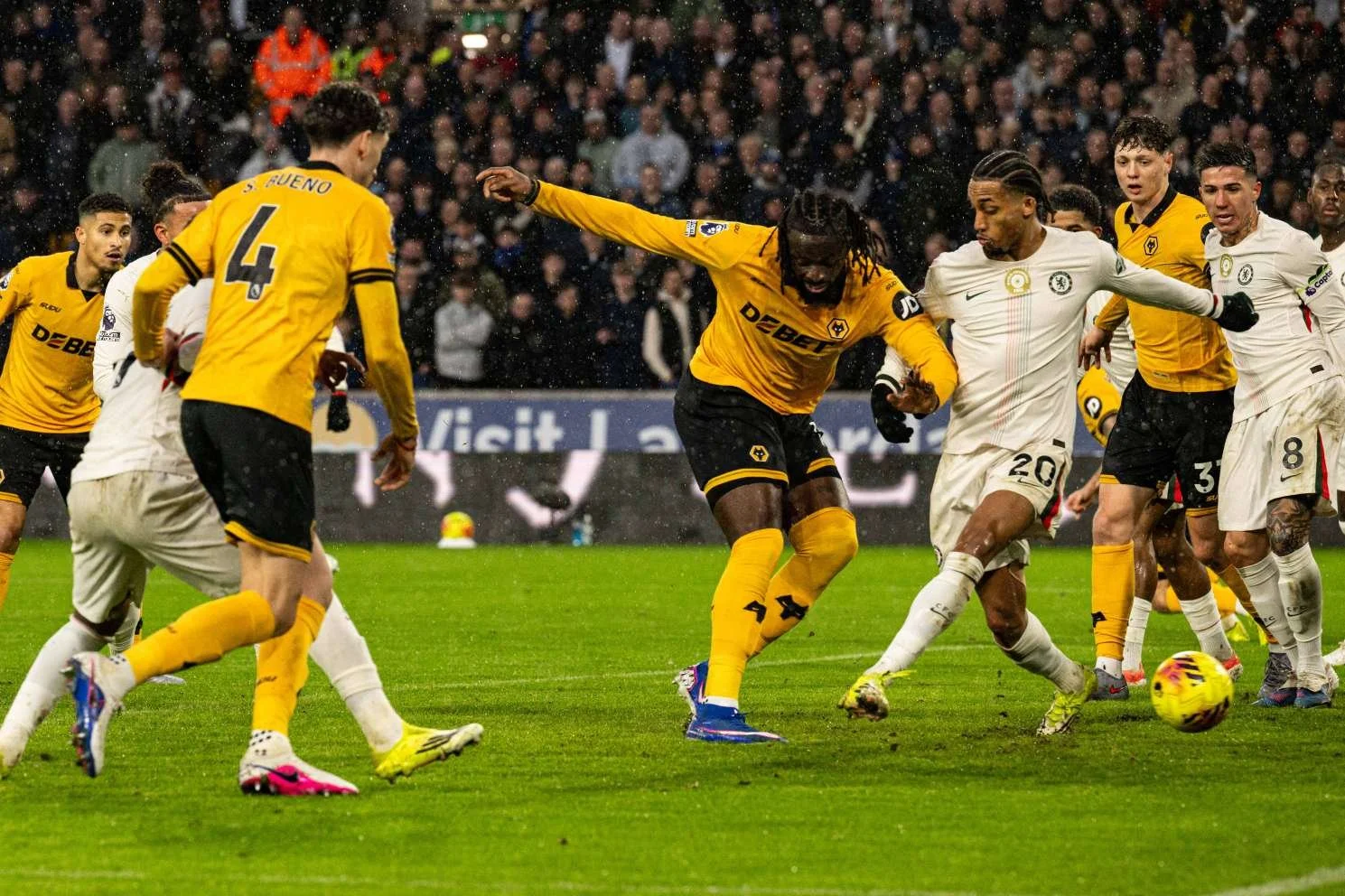 Arokodare Praises Teammates Despite Wolves’ Defeat to Chelsea