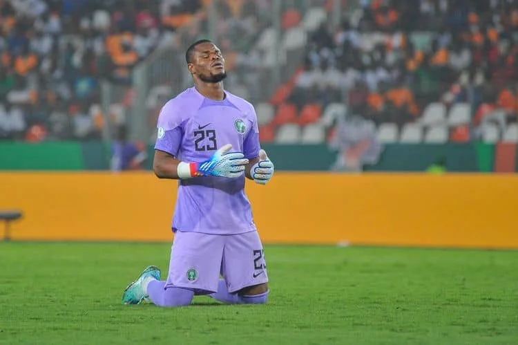 Nwabali Open to New Challenge as Super Eagles Star Enters Free Agency